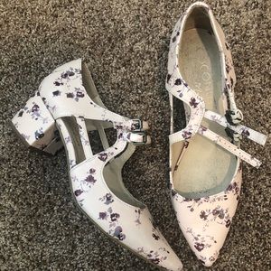 PIPER & SCOOT FLORAL HEELS